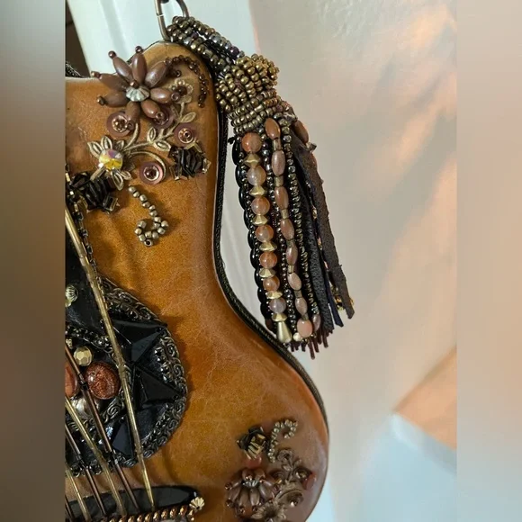 Mary Frances Guitar Hall of Fame Beaded Bag, Vintage Condition - Picture 5 of 12